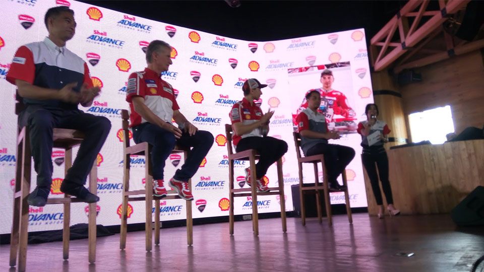 Jorge Lorenzo dalam sesi jumpa pers di Jakarta. Copyright: &copy; Getty Images
